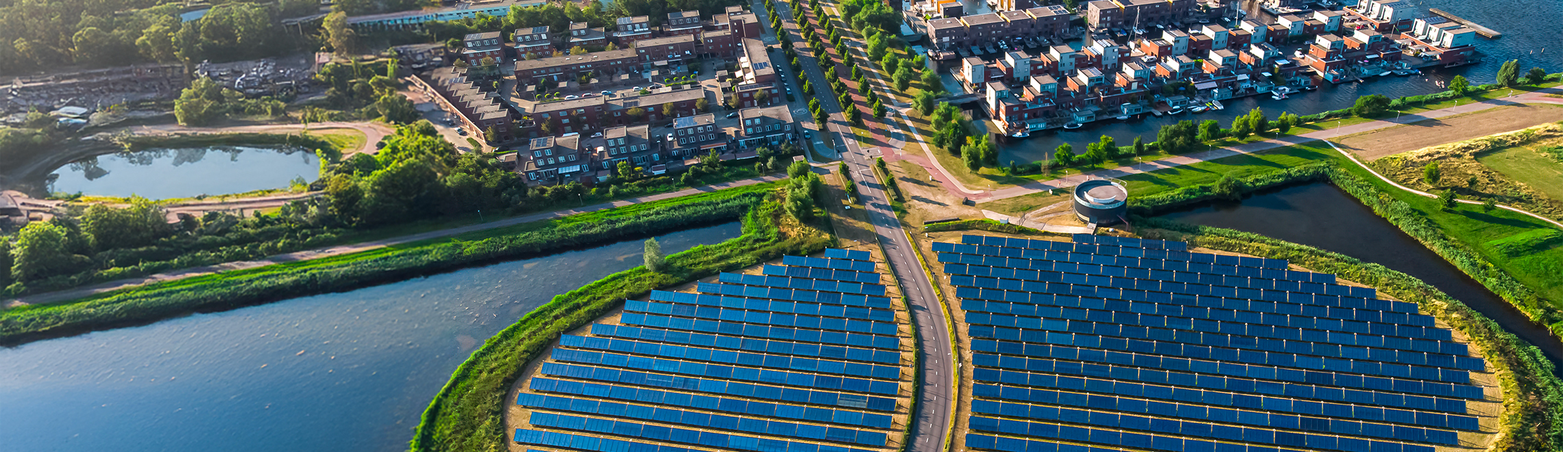 veduta aerea pannelli solari